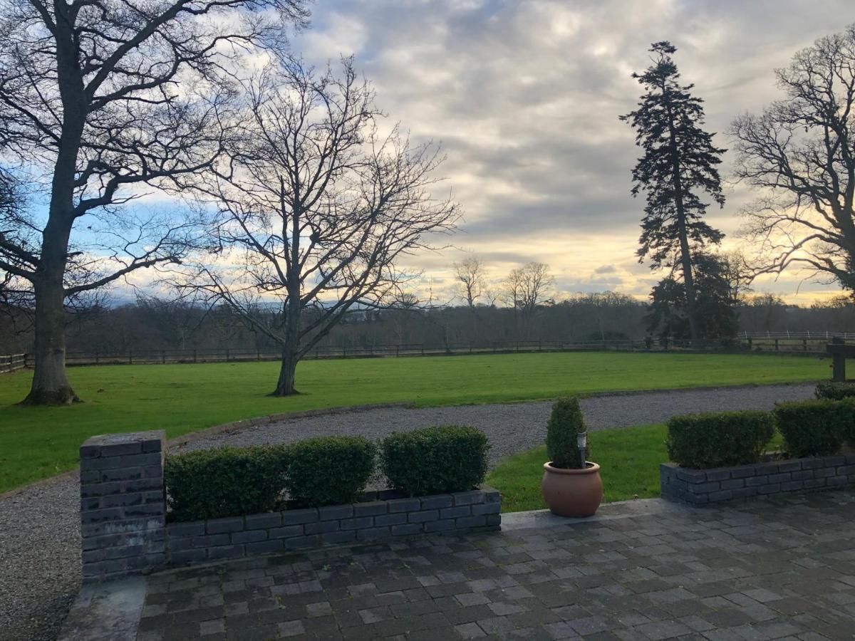 Leixlip Manor Hotel Exterior foto